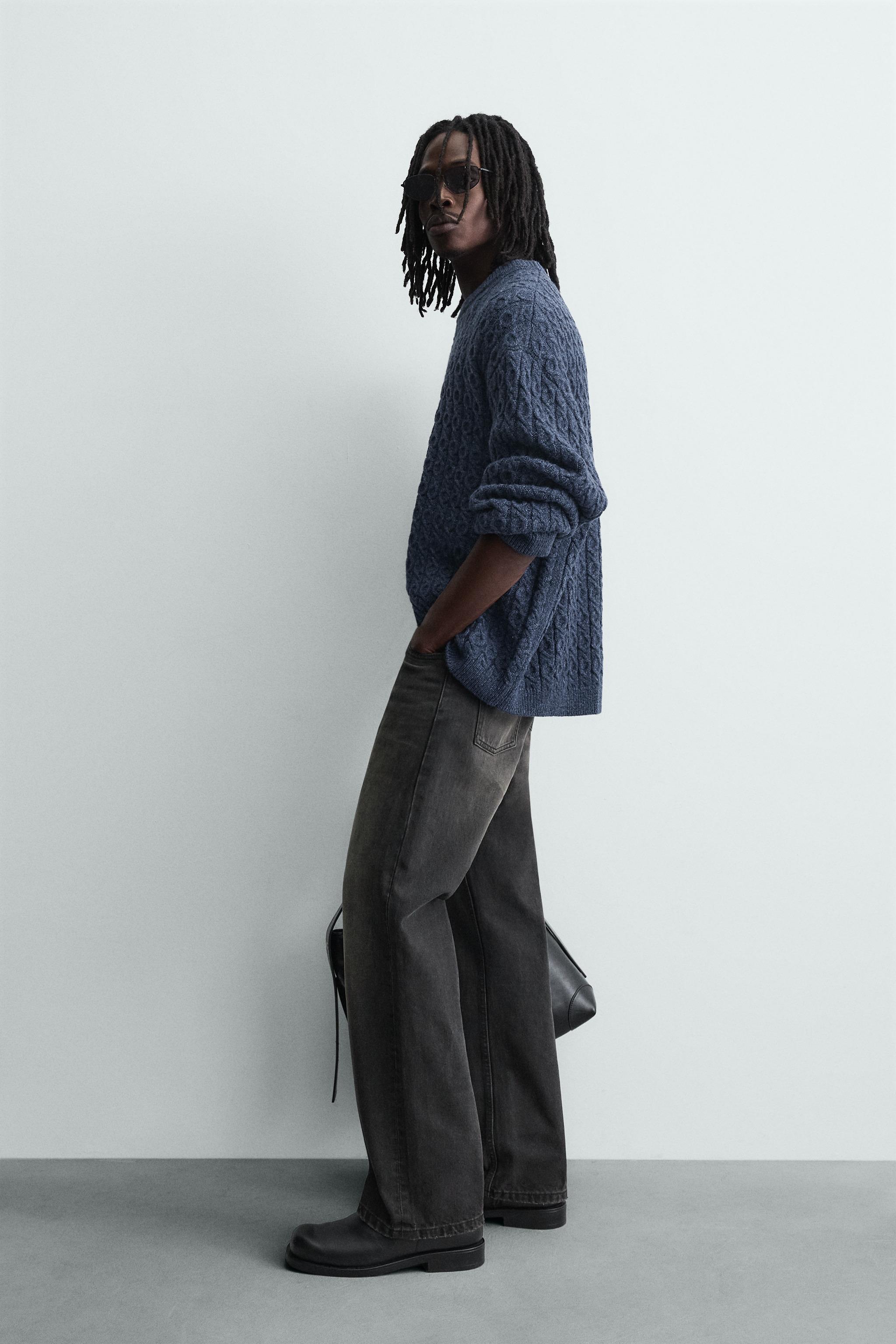 TEXTURED CABLE KNIT JUMPER